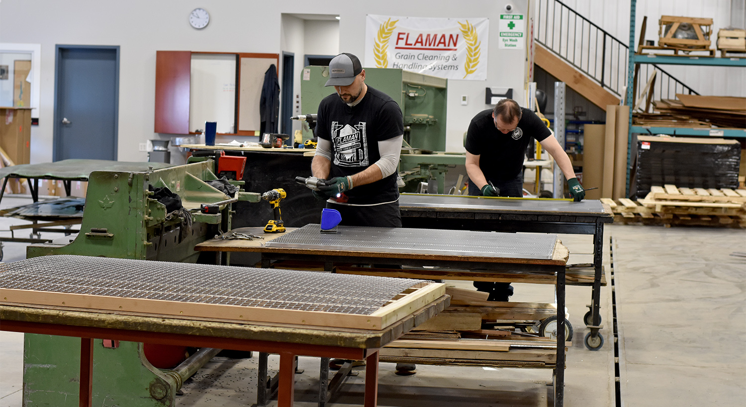 Lyndon & Trevor Building Screens